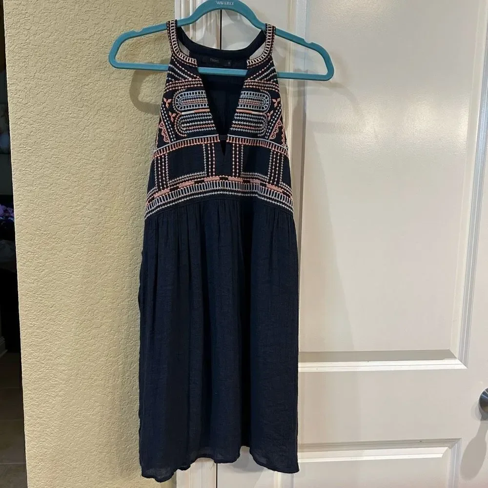 TMHL sleeveless embroidery mini dress size small‎